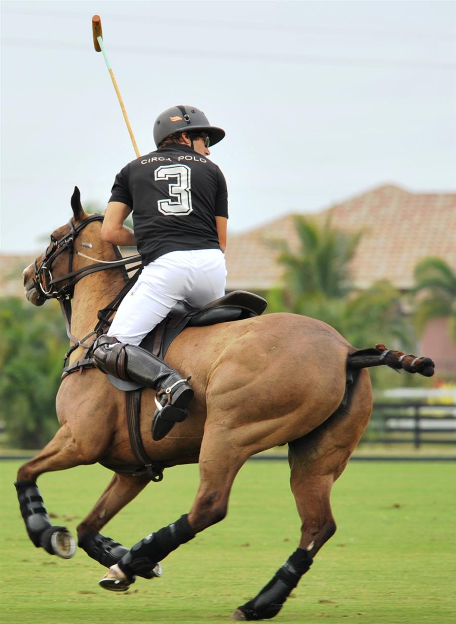 circa vs Vila Del Lago